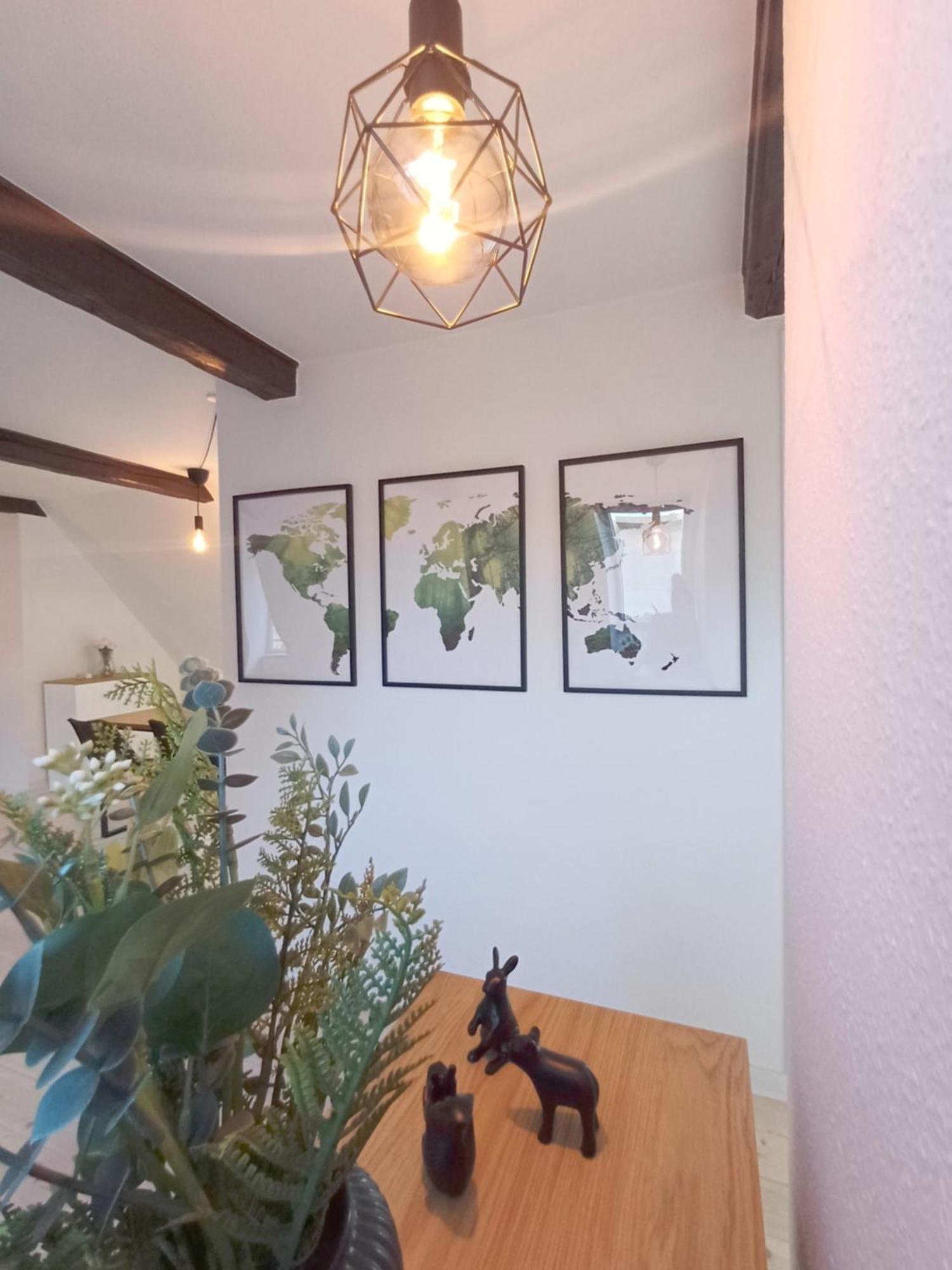 Large Double Room In The Center Of City ランダーズ エクステリア 写真